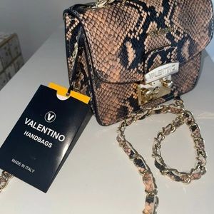 Valentino bag Brand new With tags Unbeatable price